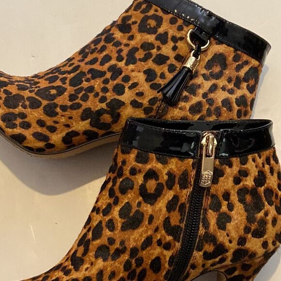 Vince Camuto VC-KEVIA Animal Print Calf- Hair Boots Woman Shoes Size 6M - Picture 7 of 9
